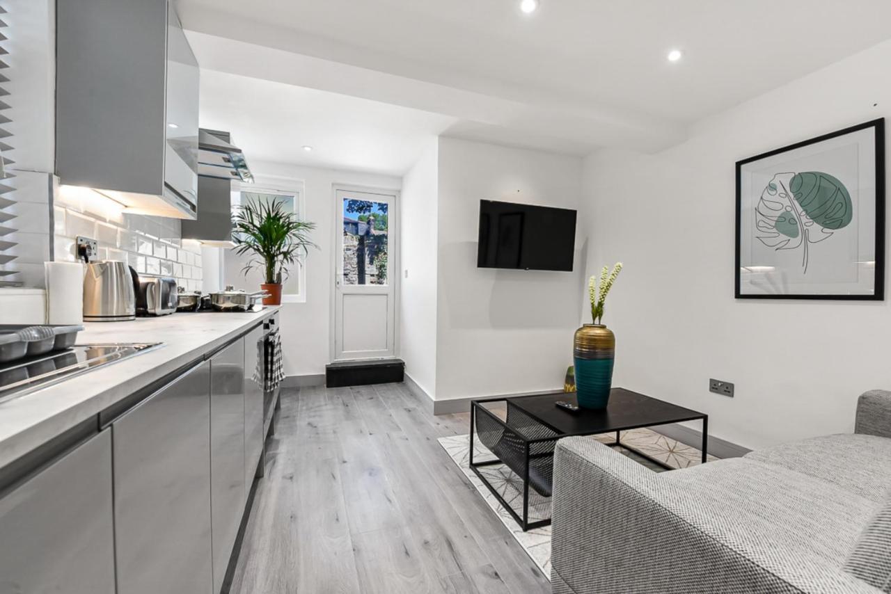 Lovely 2 Bedroom Apartment In Greater London Exterior foto